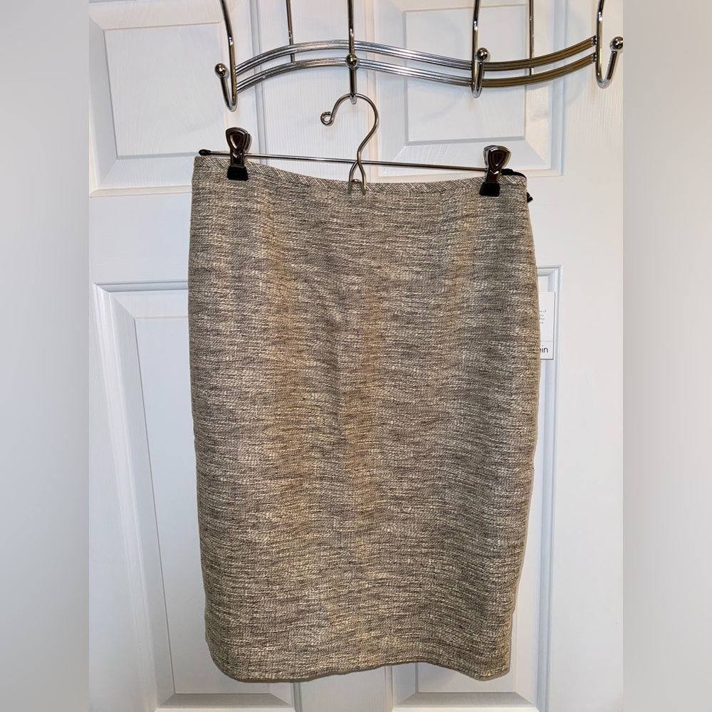 *NWT* Calvin Klein Women's Tweed Gray Pencil Skirt, Size 4
